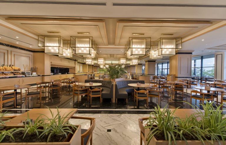 ramada-plaza-amp-spa-5 ramada-plaza-amp-spa-5